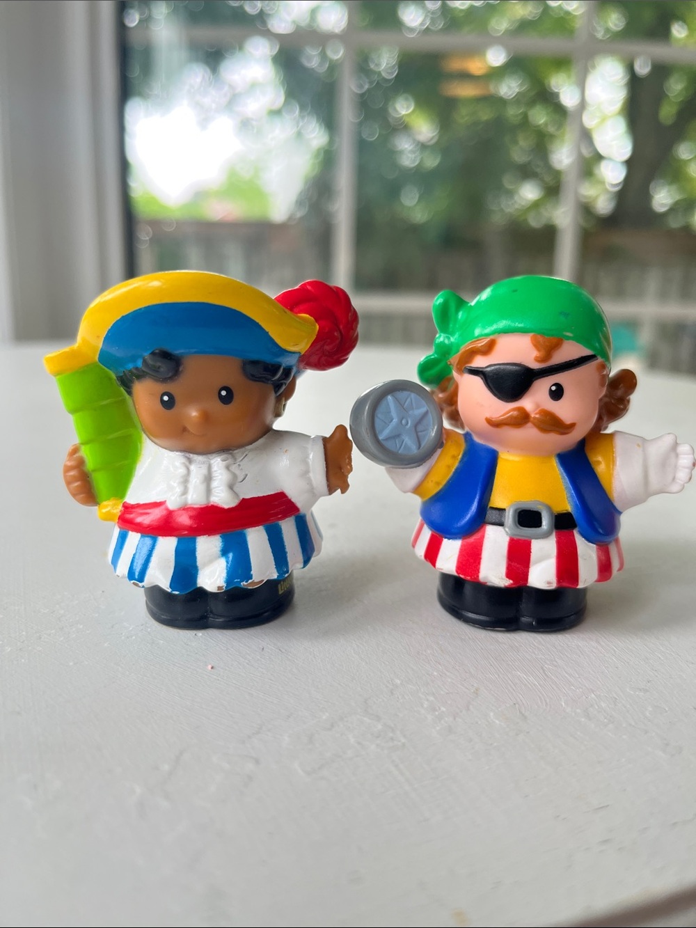 3/$20 💛Fisher Price Little People Pirates